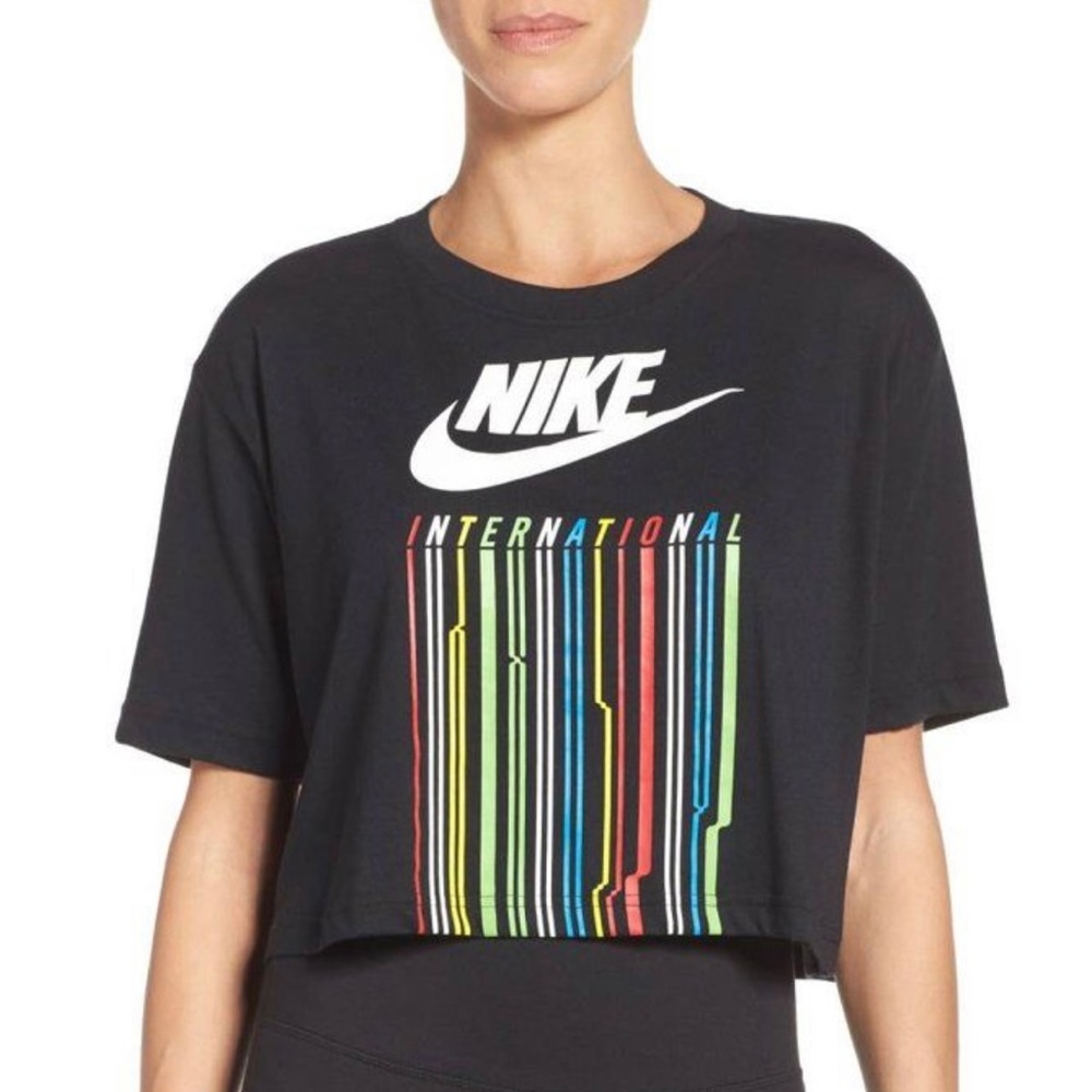 Nike International Cropped T-Shirt Vertical Striped